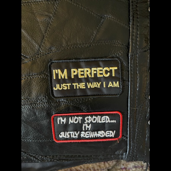 NWT DIAMOND PLATE LADIES ROCK BLACK RIDING LEATHER VEST | Size Small - Picture 6 of 10